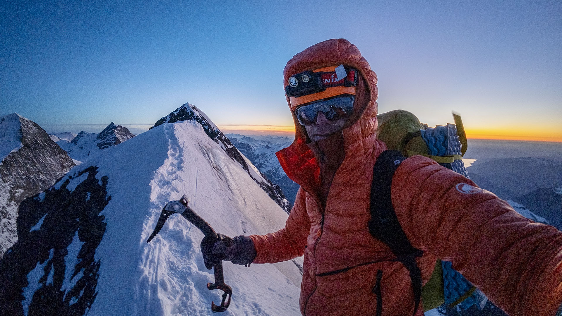 Melvin Redeker op de top van de Eiger na de Heckmair route in de Eiger noordwand.